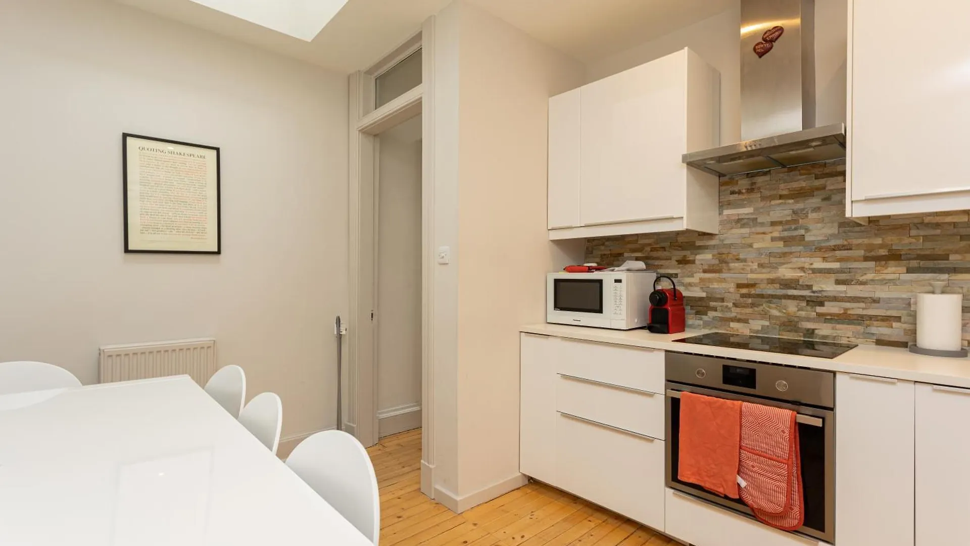 Gorgeous 4 Bed Apartment Right Beside The Meadows Edinburgh 0*,