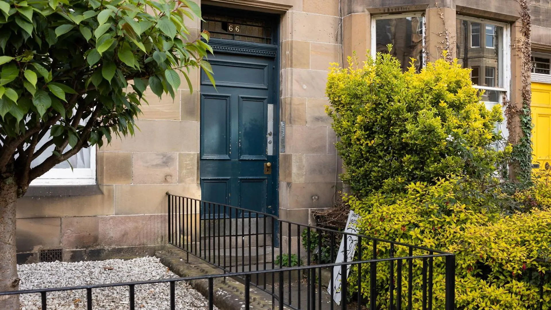 Gorgeous 4 Bed Apartment Right Beside The Meadows Edinburgh