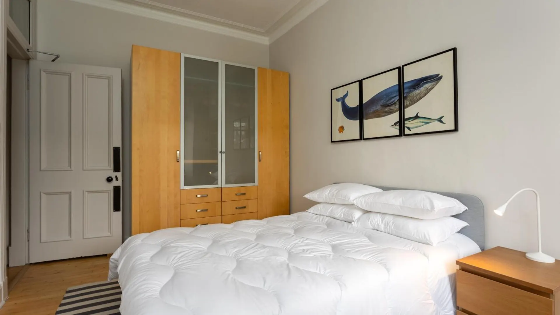 Gorgeous 4 Bed Apartment Right Beside The Meadows Edinburgh