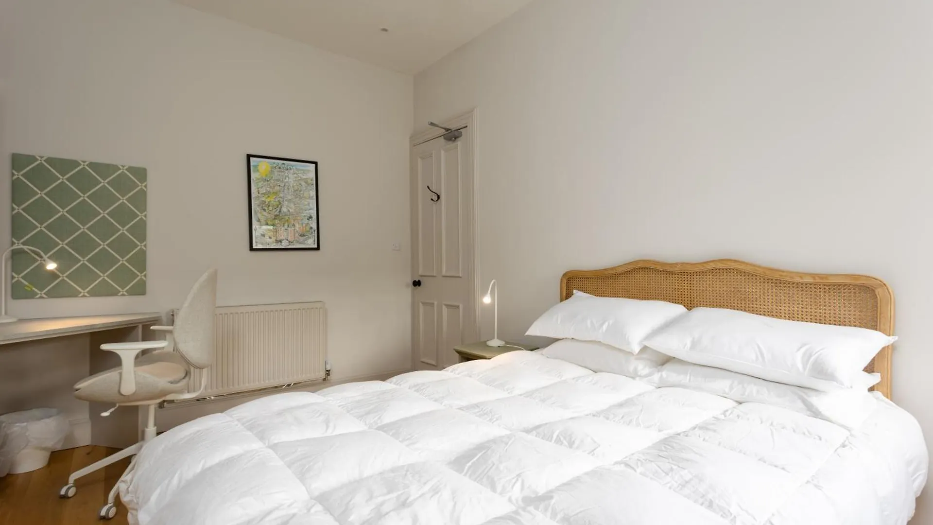 Gorgeous 4 Bed Apartment Right Beside The Meadows Edinburgh United Kingdom