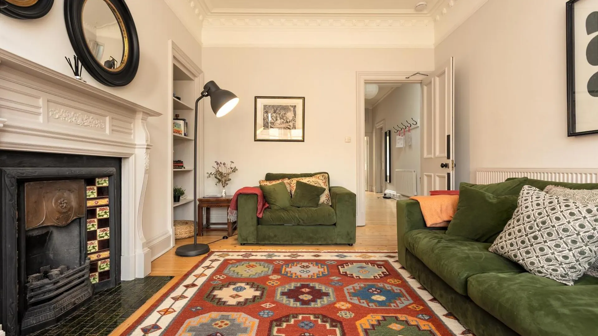 Gorgeous 4 Bed Apartment Right Beside The Meadows Edinburgh