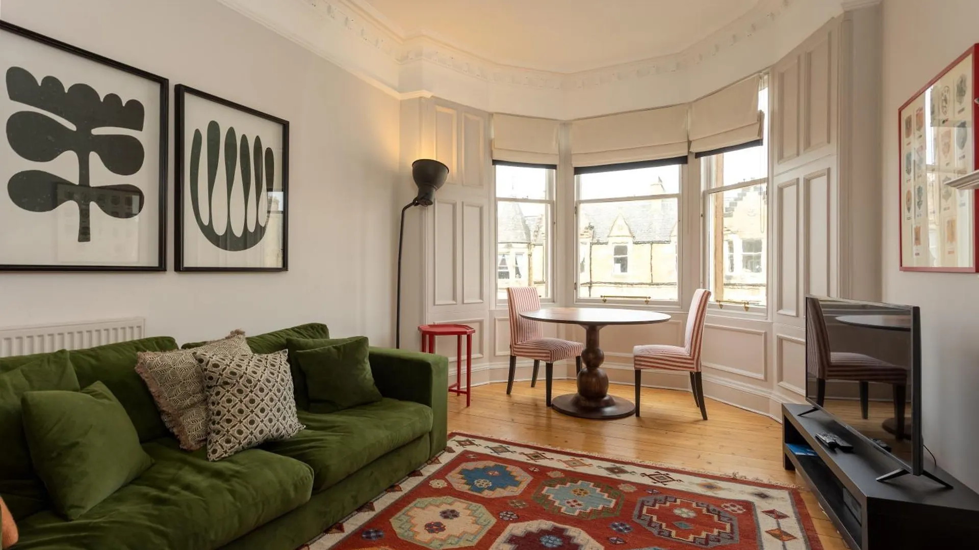 Gorgeous 4 Bed Apartment Right Beside The Meadows Edinburgh