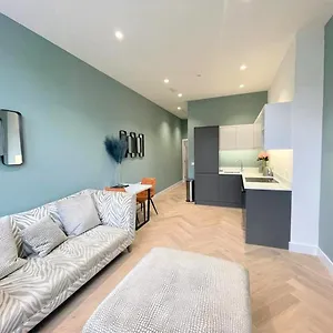 Trendy And Newly Reno'd 1 Bed Nr The Meadows Edinburgh