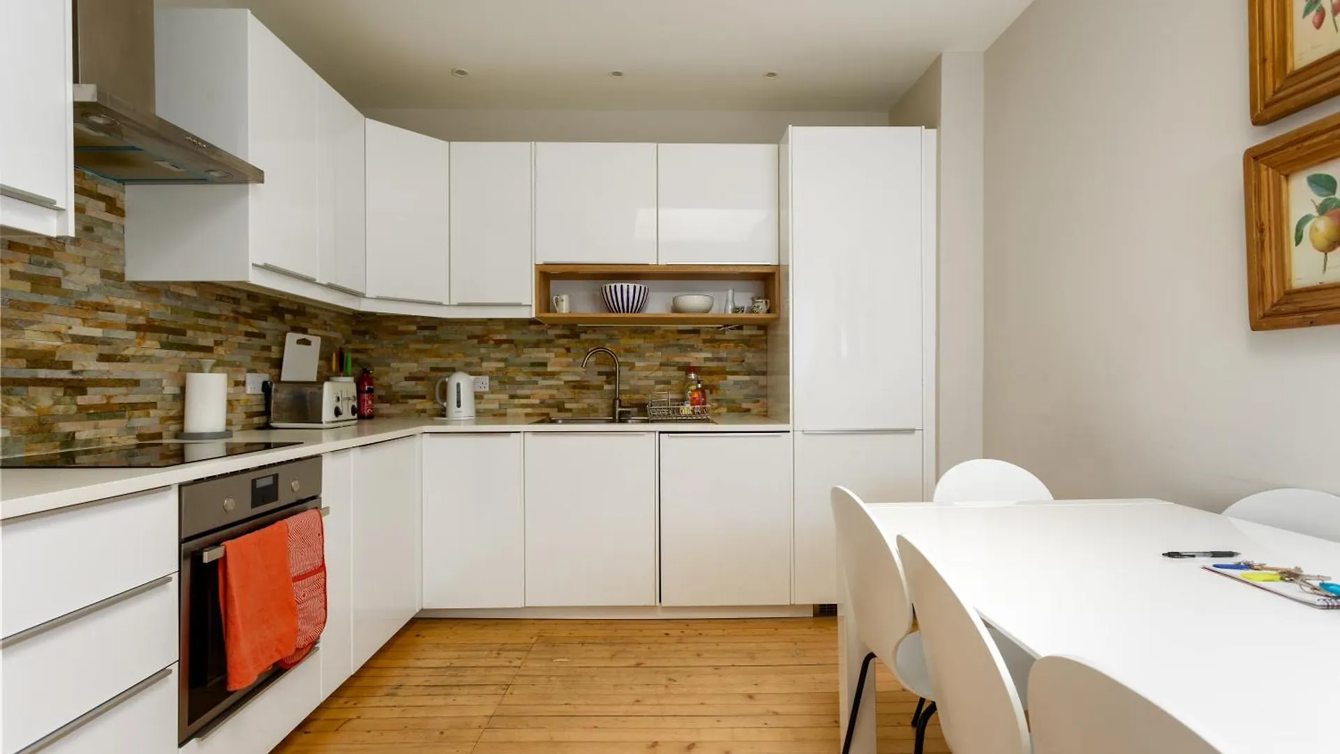 Gorgeous 4 Bed Apartment Right Beside The Meadows Edinburgh United Kingdom